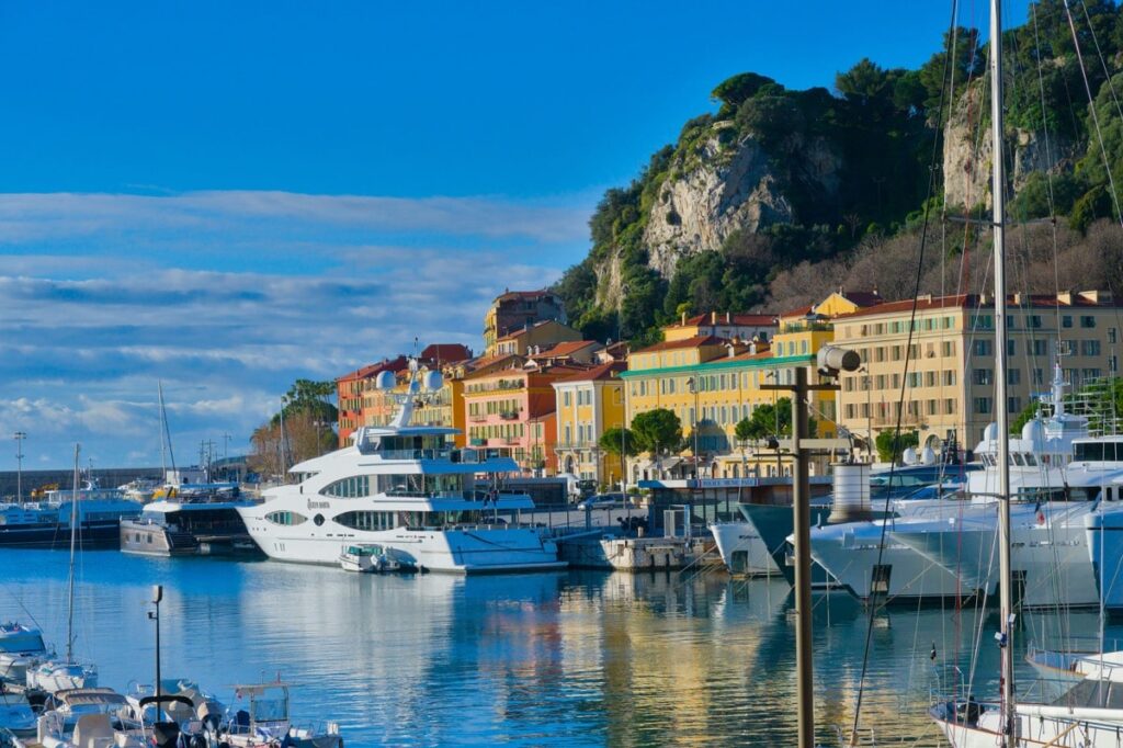 Nizza Hafen im Winter