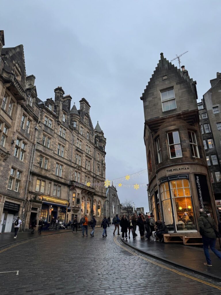 Weihnachtliches Edinburgh